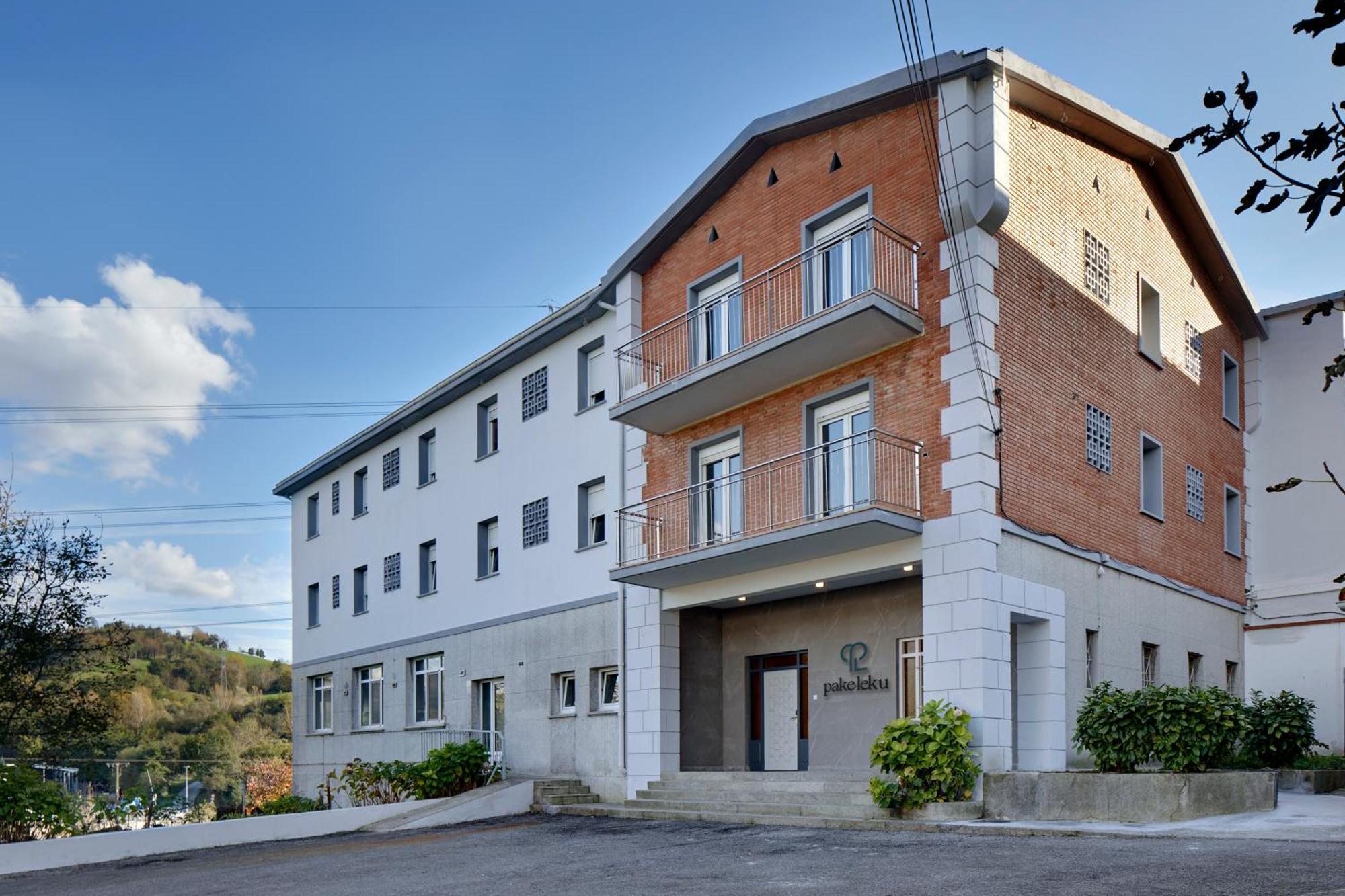 Pension Pakeleku Urnieta Buitenkant foto